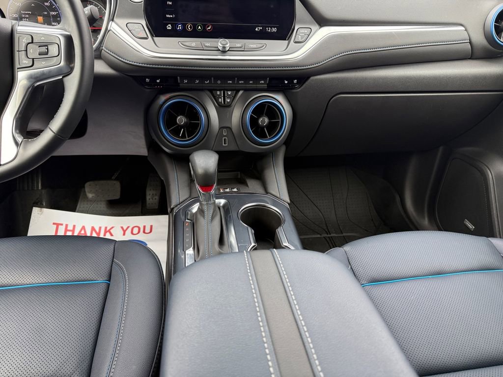 Used 2025 Chevrolet Blazer RS w/ Driver Confidence II Package image 11