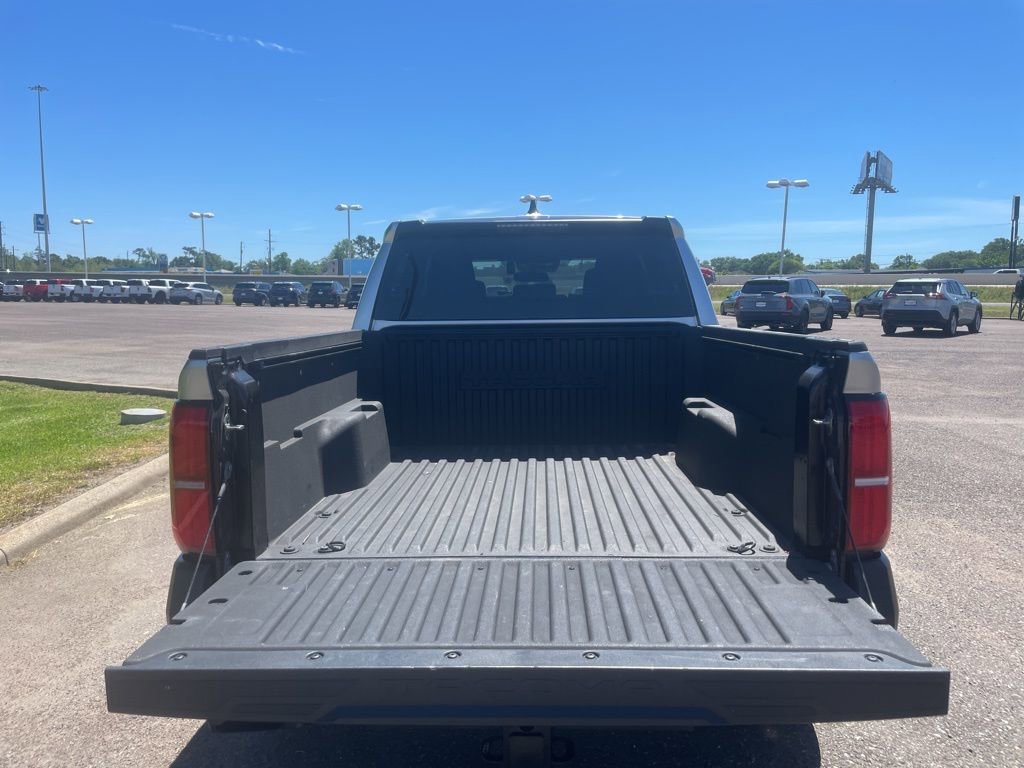 Used 2024 Toyota Tacoma SR image 14