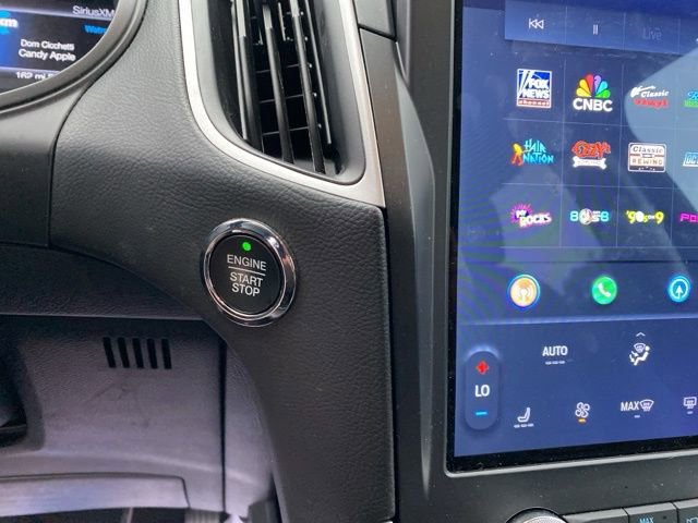 Used 2024 Ford Edge SEL image 31