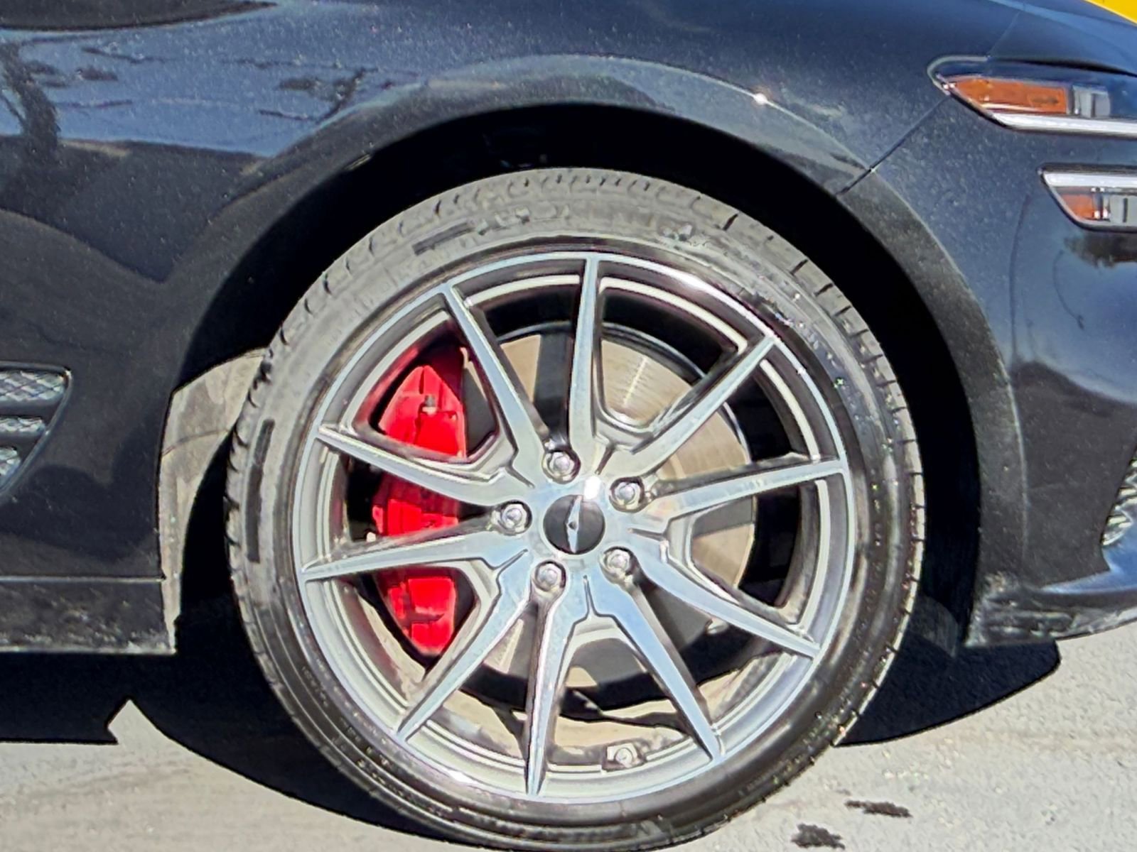 Used 2025 Genesis G70 2.5T image 30