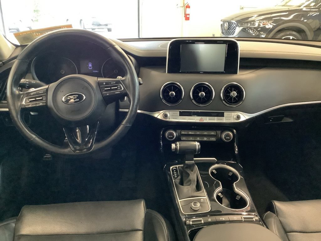 Used 2019 Kia Stinger AWD/4WD image 6