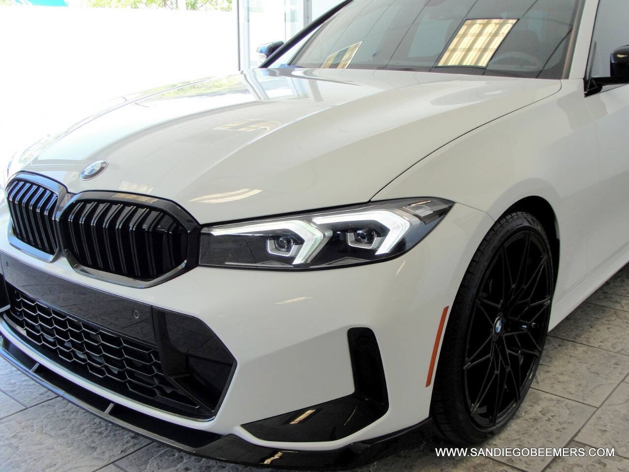Used 2023 BMW 330i Sedan w/ M Sport Package RWD image 41