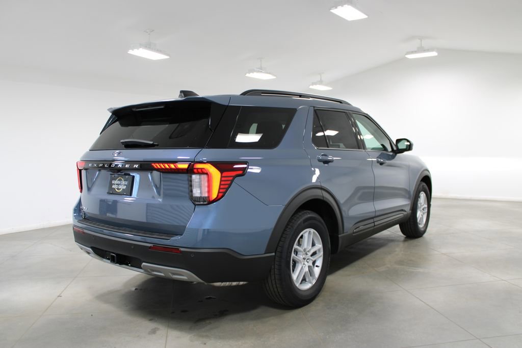 New 2026 Ford Explorer Active image 8