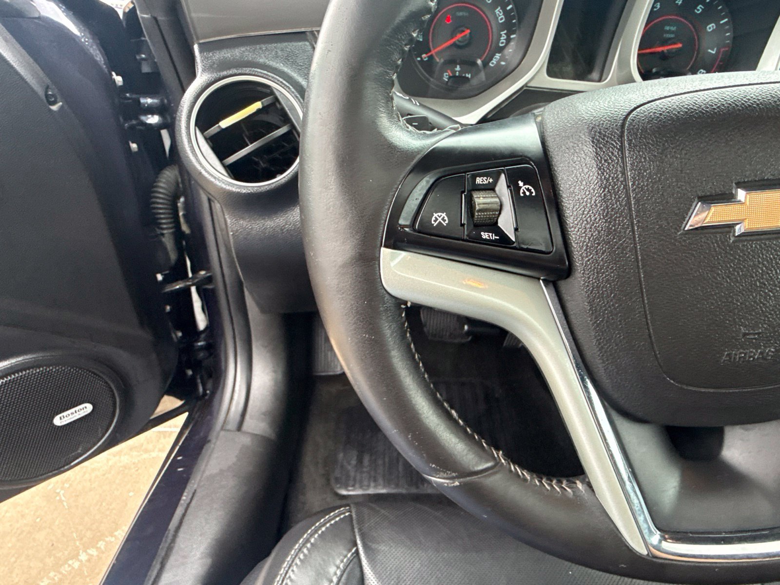 Used 2013 Chevrolet Camaro LT w/ RS Package RWD image 10