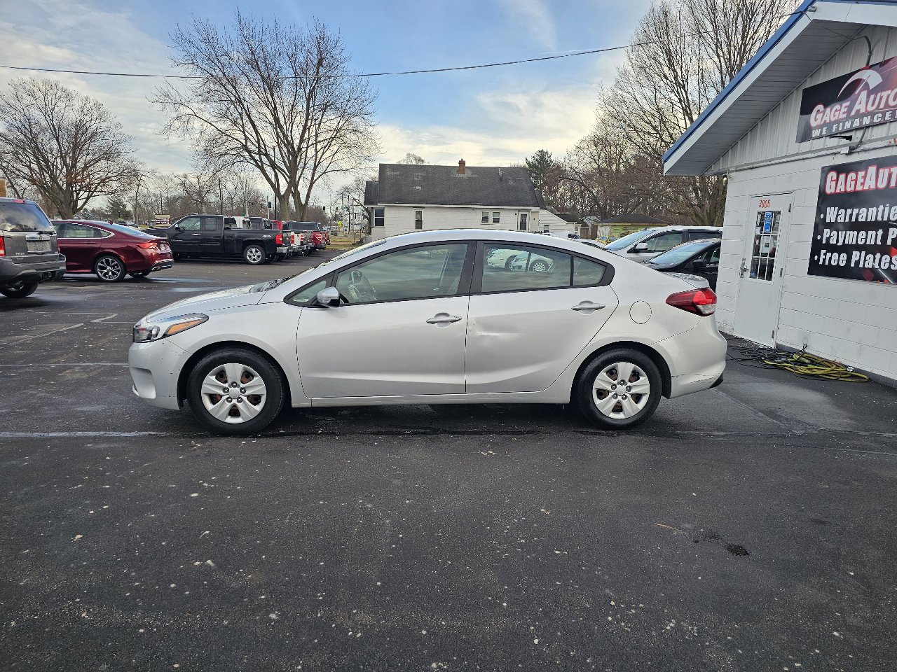 Used 2018 Kia Forte LX w/ LX Popular Package image 5