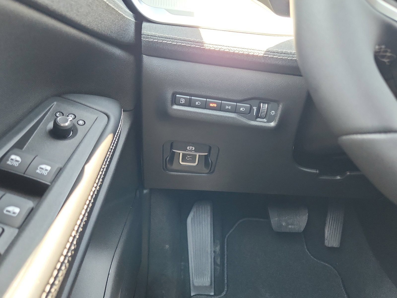 New 2026 Jeep Cherokee Laredo AWD/4WD image 18