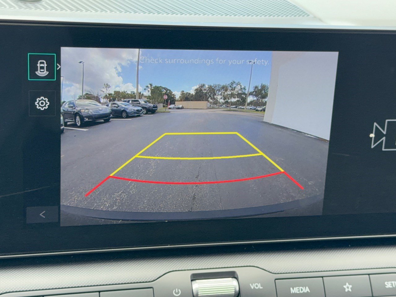 Used 2025 Kia K4 FWD image 24