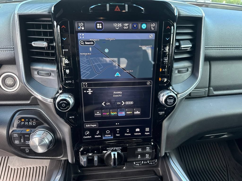 Used 2023 RAM 1500 Laramie AWD/4WD image 29