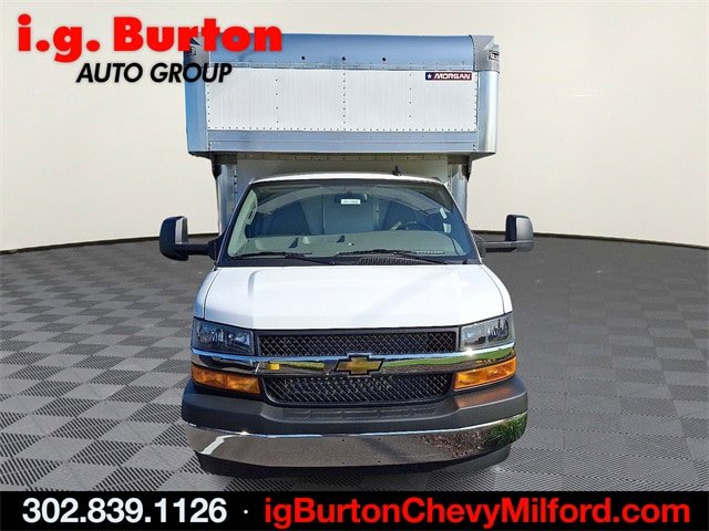 New 2024 Chevrolet Express 4500 Extended w/ Power Convenience Package image 2