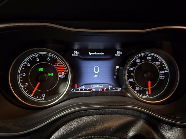 Used 2020 Jeep Cherokee Trailhawk w/ Comfort/Convenience Group AWD/4WD image 15