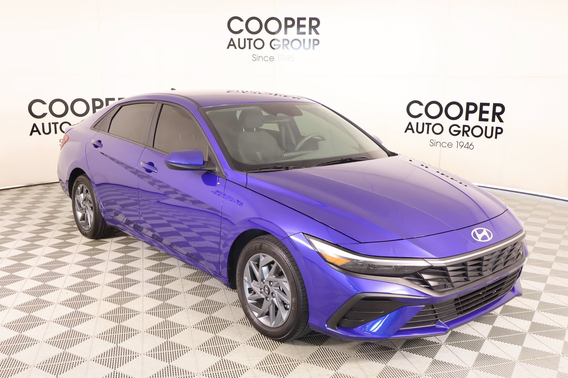 Certified 2024 Hyundai Elantra SEL FWD image 1