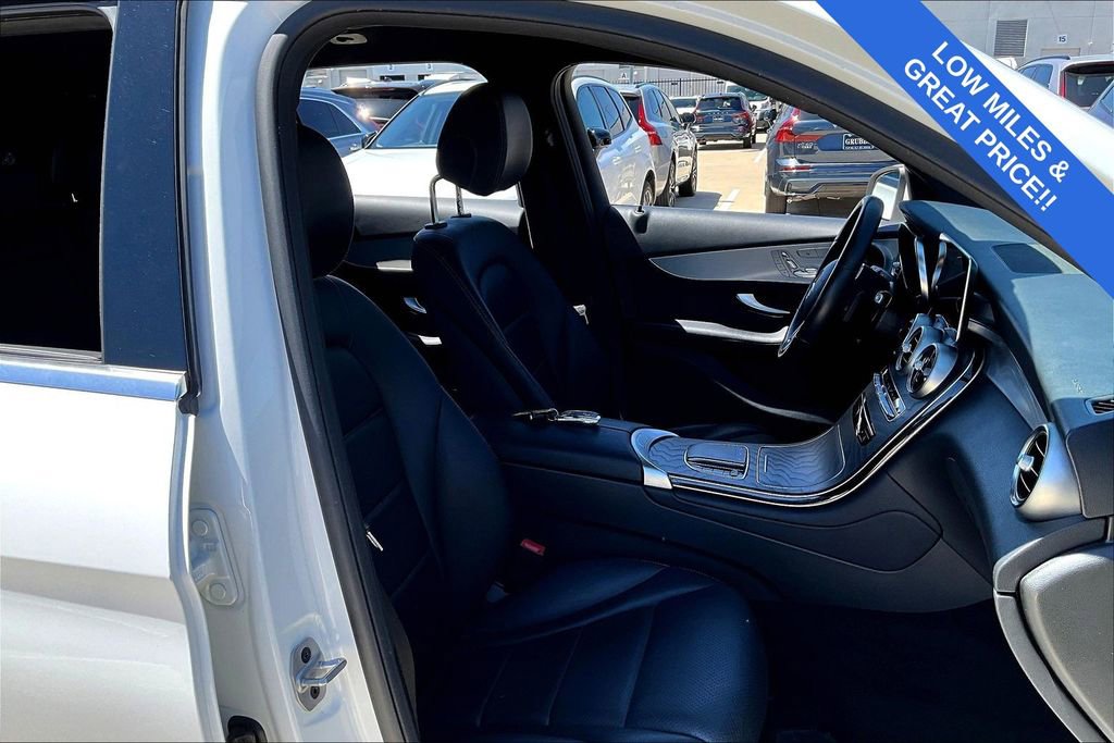 Used 2022 Mercedes-Benz GLC 300 image 11