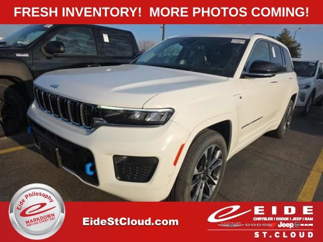 Used 2022 Jeep Grand Cherokee Overland w/ Advanced Protech Group III image 1
