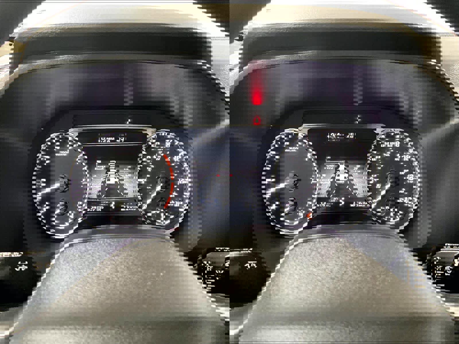 Used 2025 Nissan Rogue S image 24