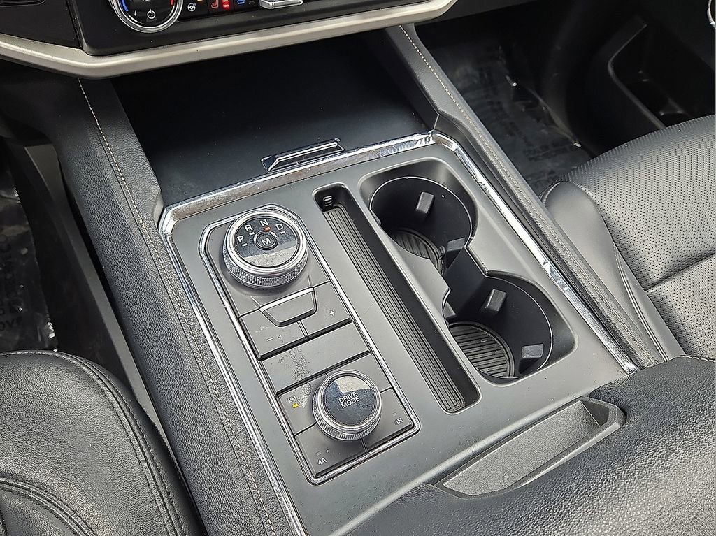 Used 2024 Ford Expedition Max XLT AWD/4WD image 31