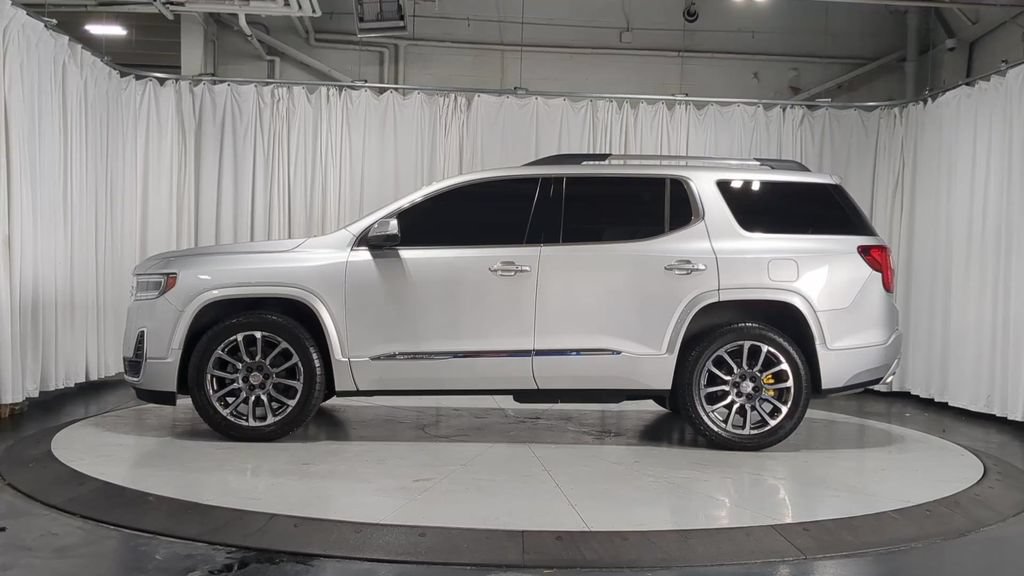 Used 2020 GMC Acadia Denali w/ Technology Package AWD/4WD image 6