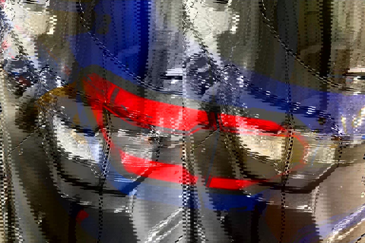 Used 2025 Honda Pilot EX-L image 29