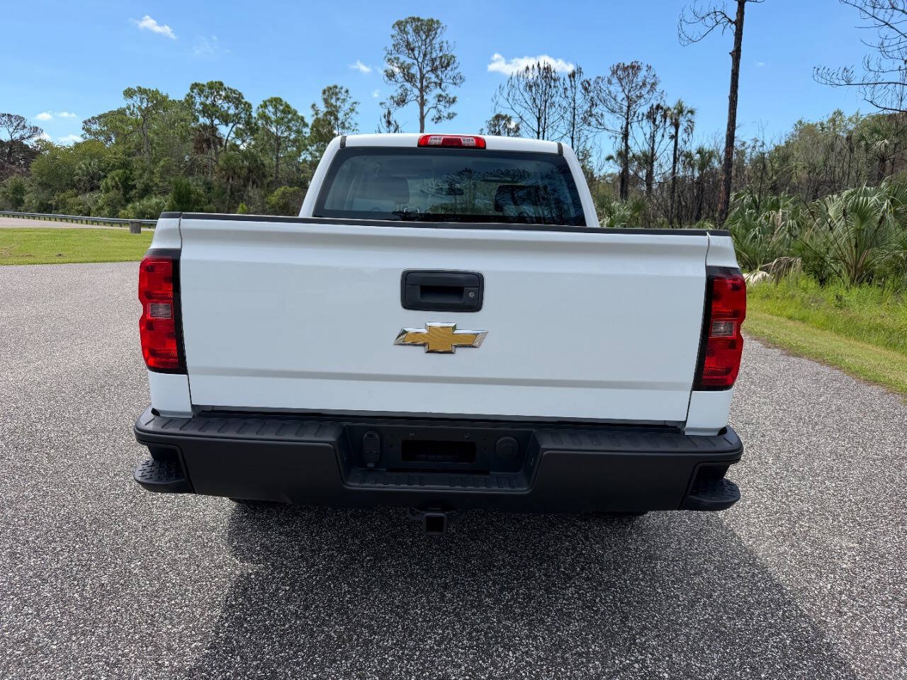 Used 2015 Chevrolet Silverado 1500 W/T w/ Trailering Package RWD image 4