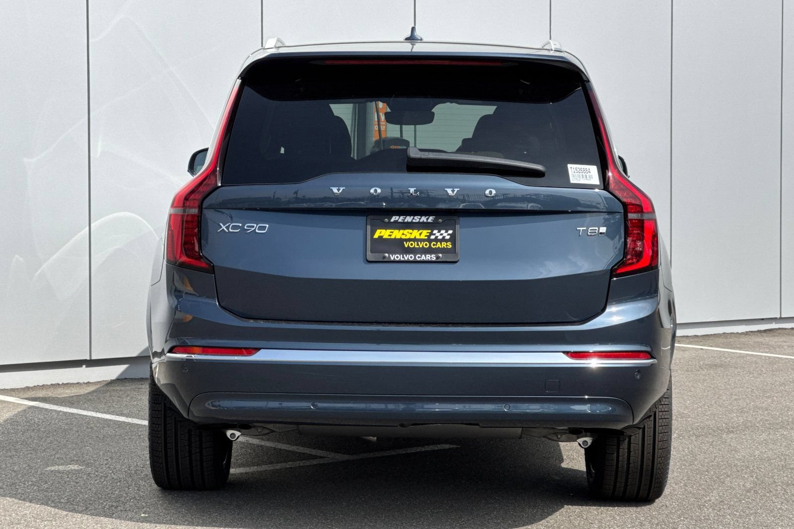 New 2026 Volvo XC90 T8 Ultra w/ Protection Package AWD/4WD image 4