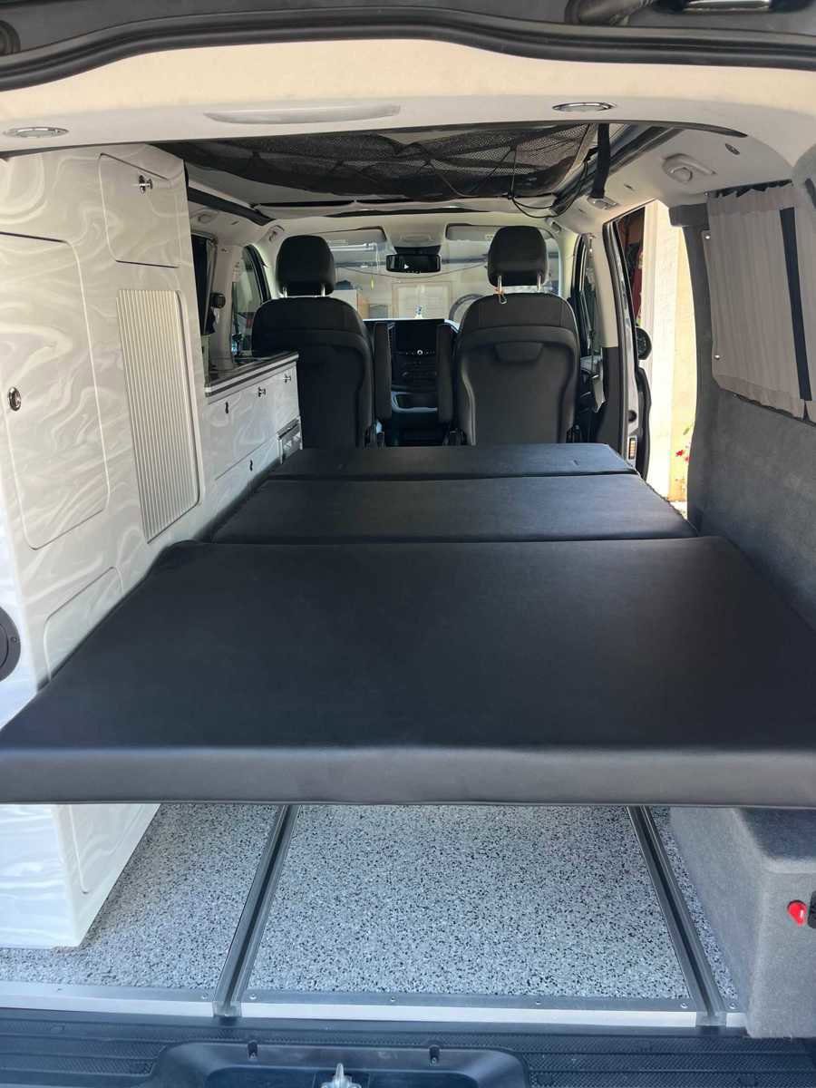 Used 2018 Mercedes-Benz Metris image 10