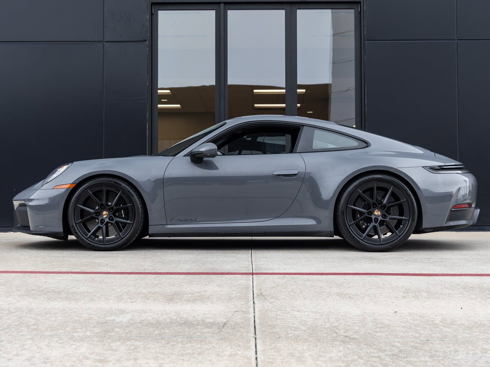 Used 2025 Porsche 911 Carrera GTS video 2