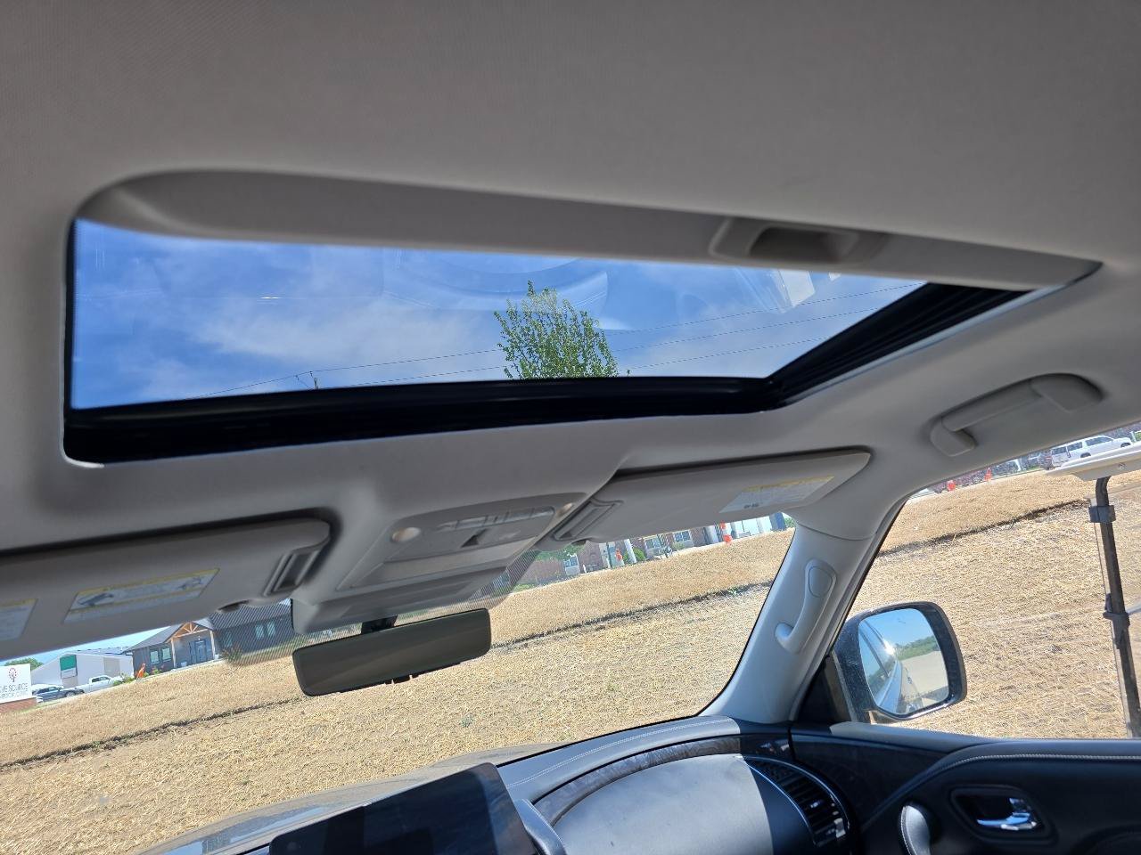Used 2024 INFINITI QX80 Luxe AWD/4WD image 38