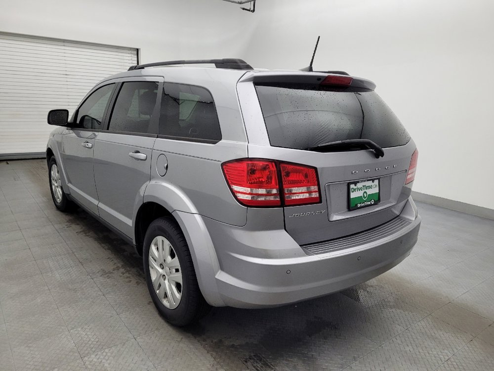 Used 2020 Dodge Journey SE w/ SE Popular Equipment Group image 5