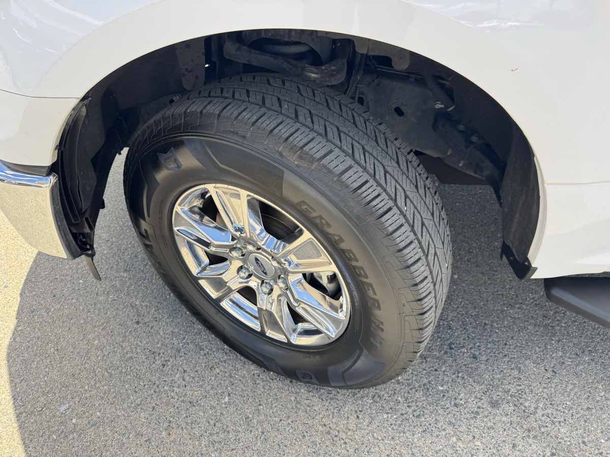 Used 2017 Ford F150 XLT AWD/4WD image 37