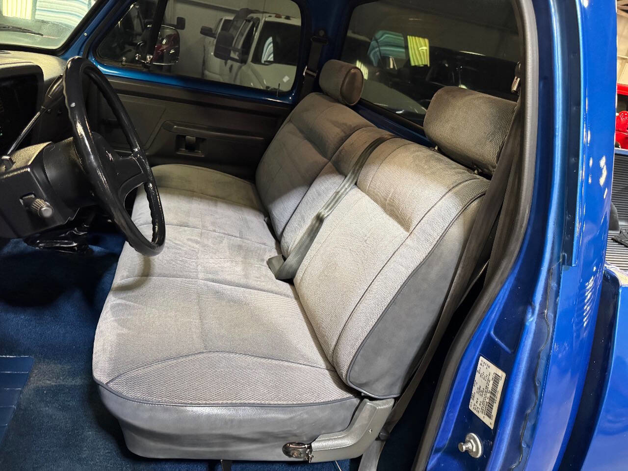 Used 1991 Dodge D/W Truck 250 image 17