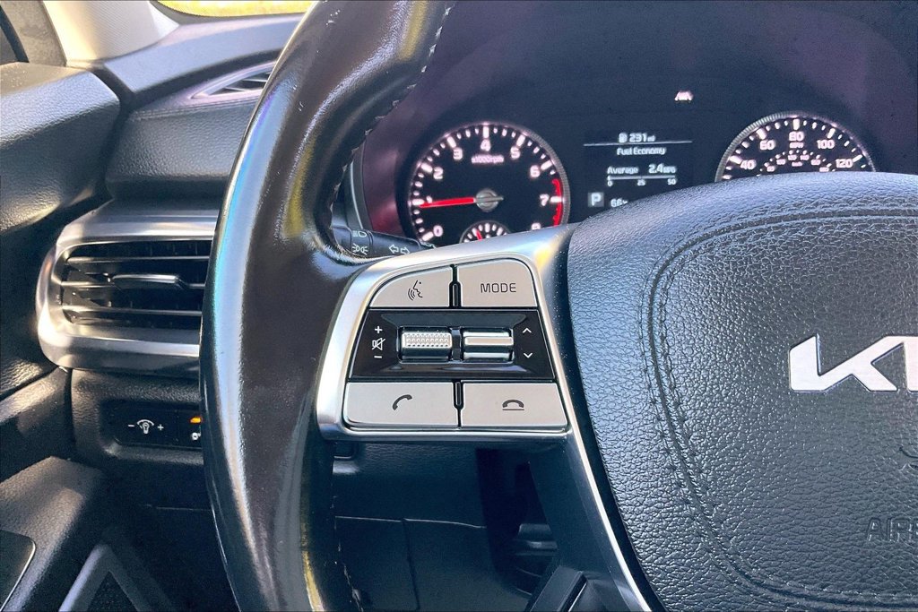 Used 2022 Kia Telluride S FWD image 18