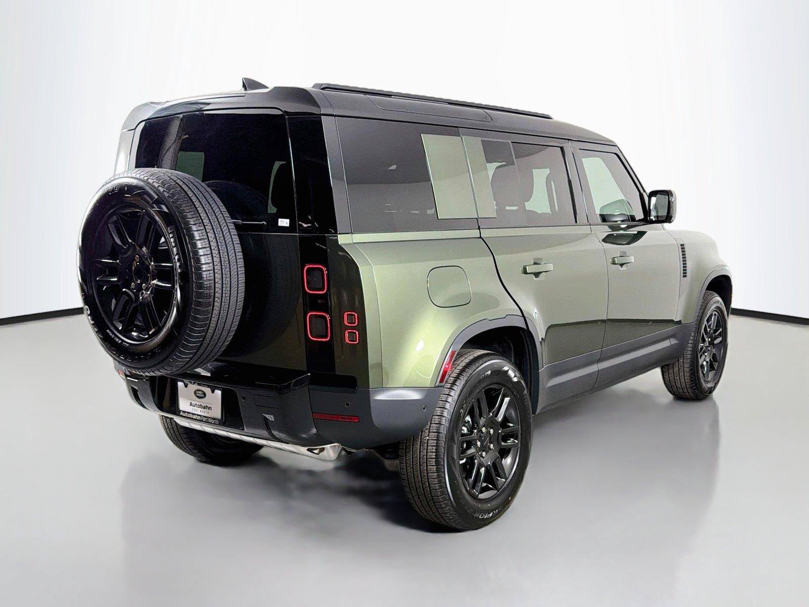 New 2026 Land Rover Defender 110 S AWD/4WD image 5