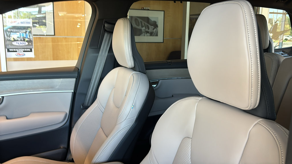 New 2027 Volvo XC90 B6 Ultra AWD/4WD image 31