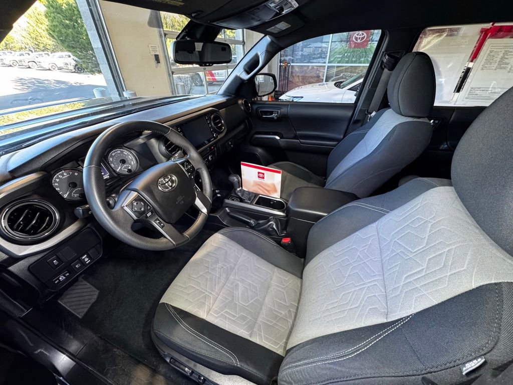 Certified 2022 Toyota Tacoma TRD Sport w/ Technology Package image 23