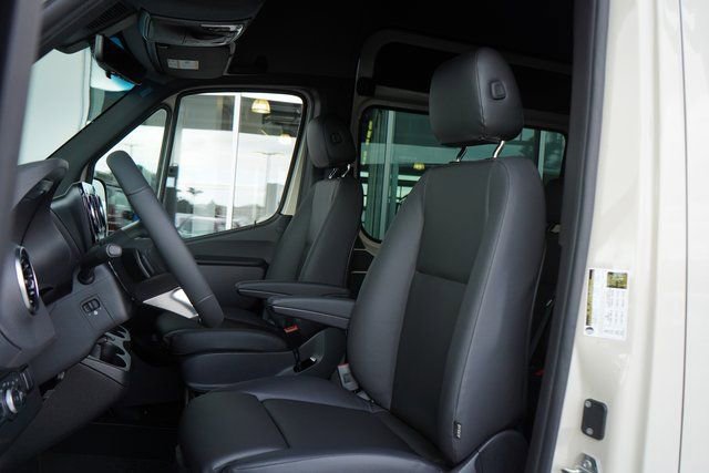 New 2026 Mercedes-Benz Sprinter 2500 image 29