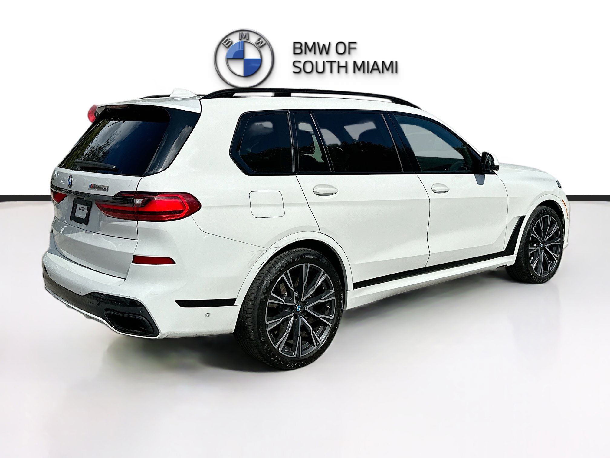 Certified 2022 BMW X7 M50i image 7