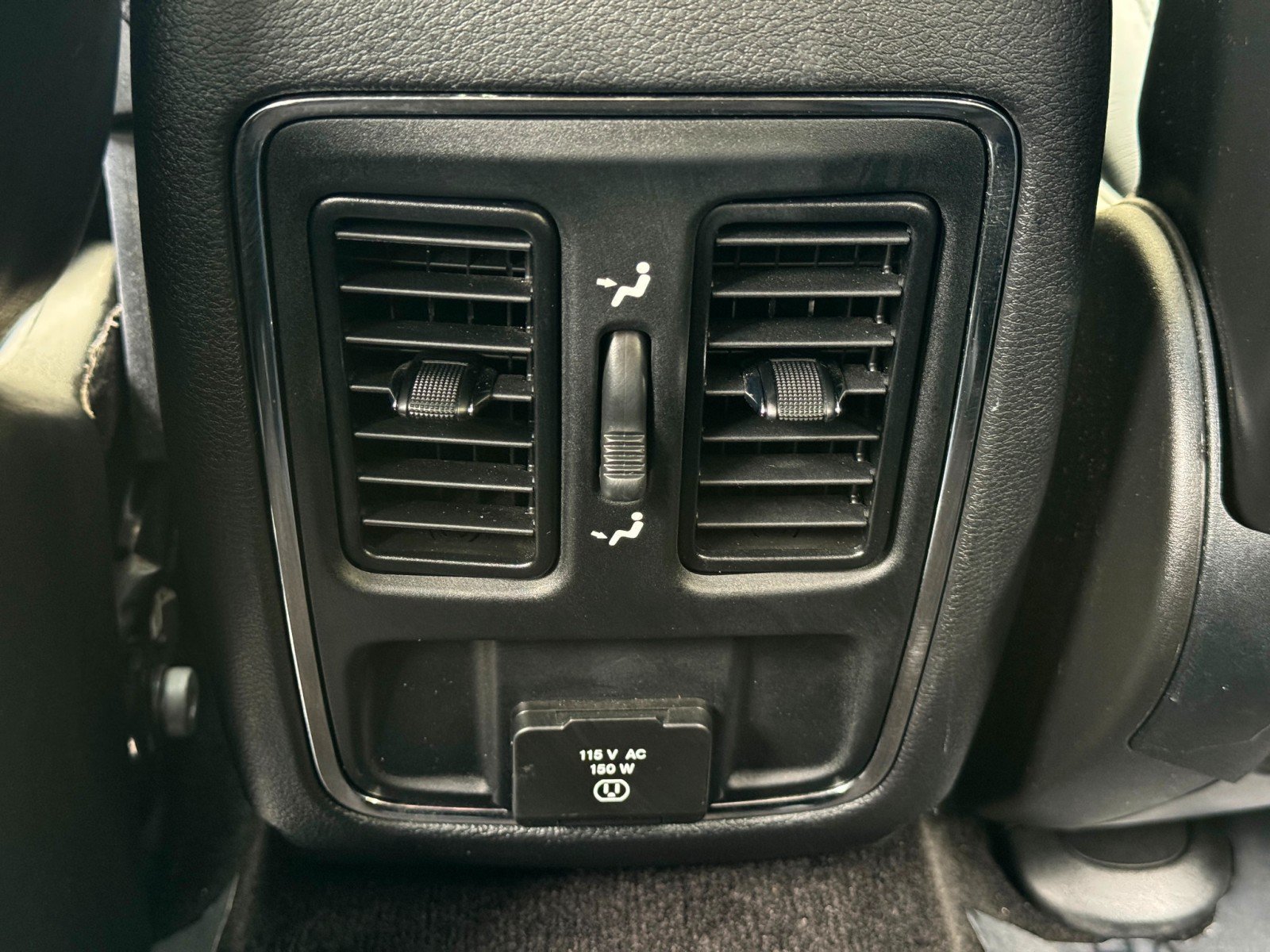 Used 2015 Jeep Grand Cherokee Altitude AWD/4WD image 36