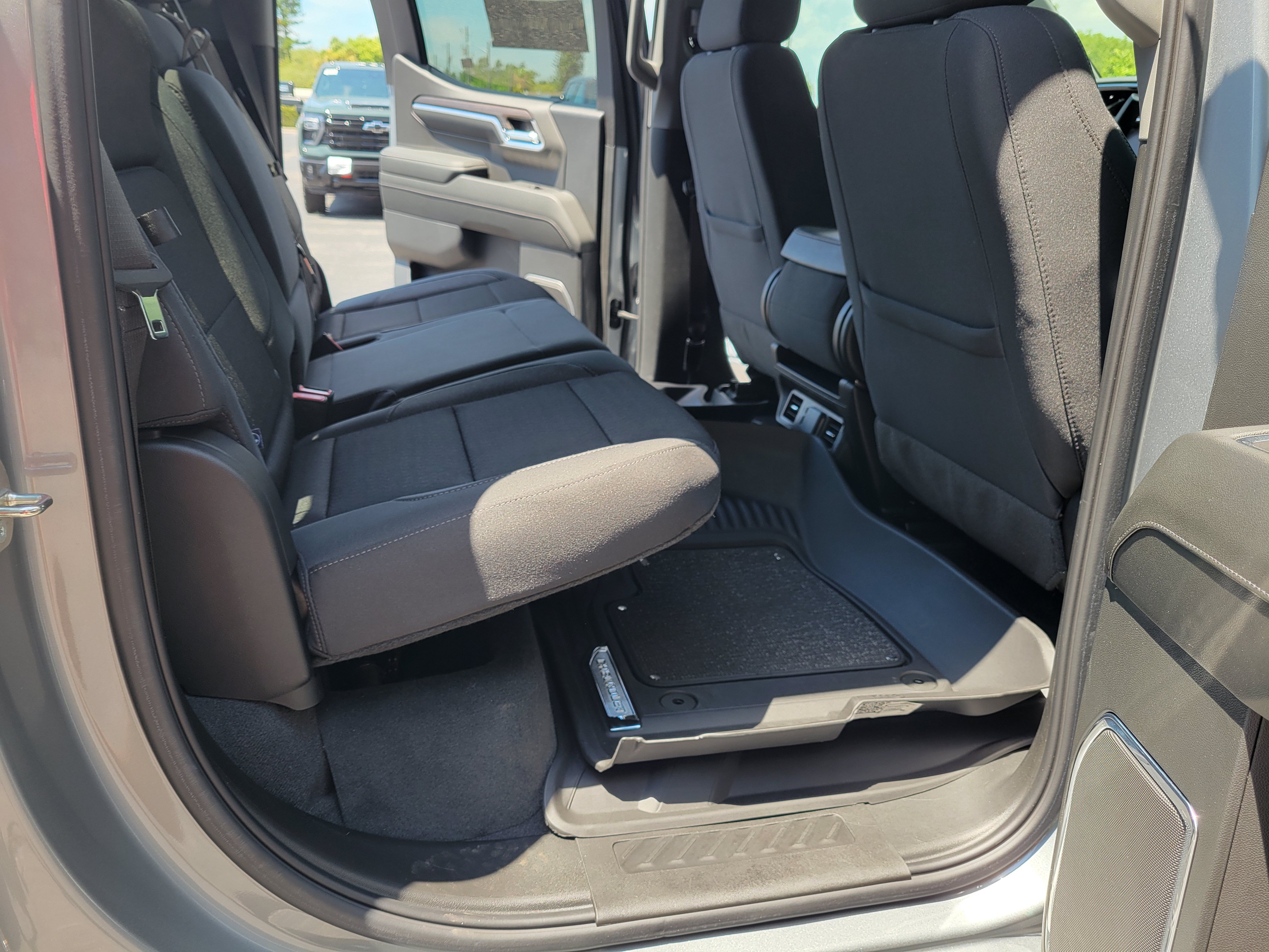 Certified 2024 Chevrolet Silverado 1500 LT w/ Protection Package RWD image 34