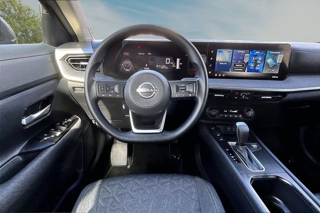 Certified 2026 Nissan Kicks SV FWD image 8