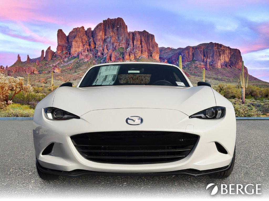 New 2026 MAZDA MX-5 Miata RF Club RWD image 6