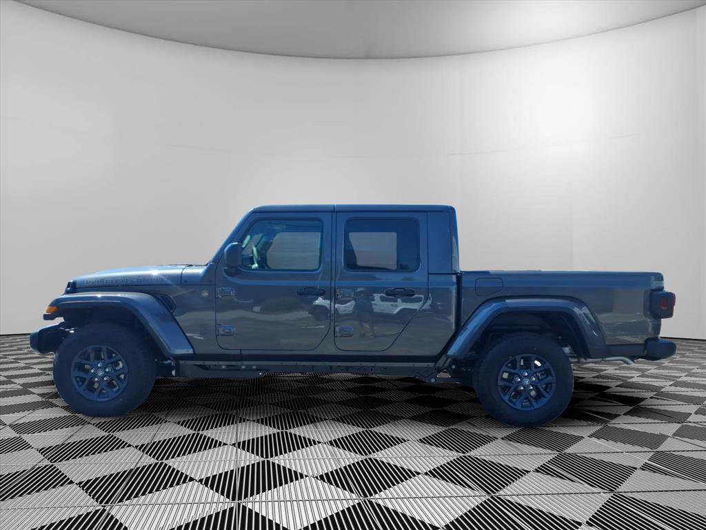 New 2026 Jeep Gladiator Overland AWD/4WD image 23
