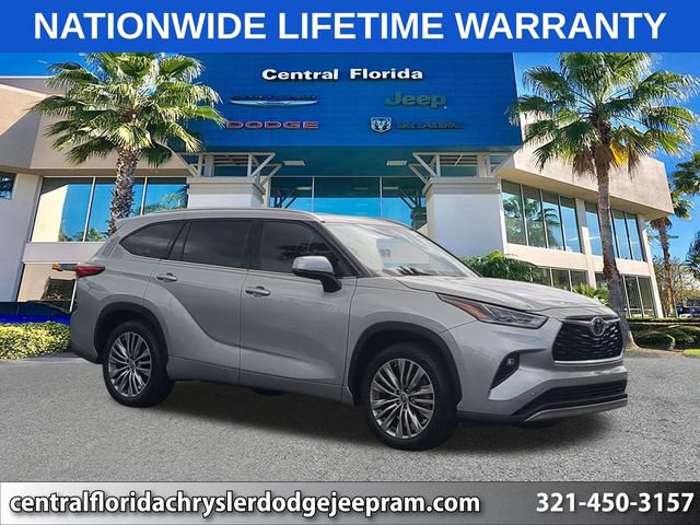 Used 2021 Toyota Highlander Platinum FWD image 1
