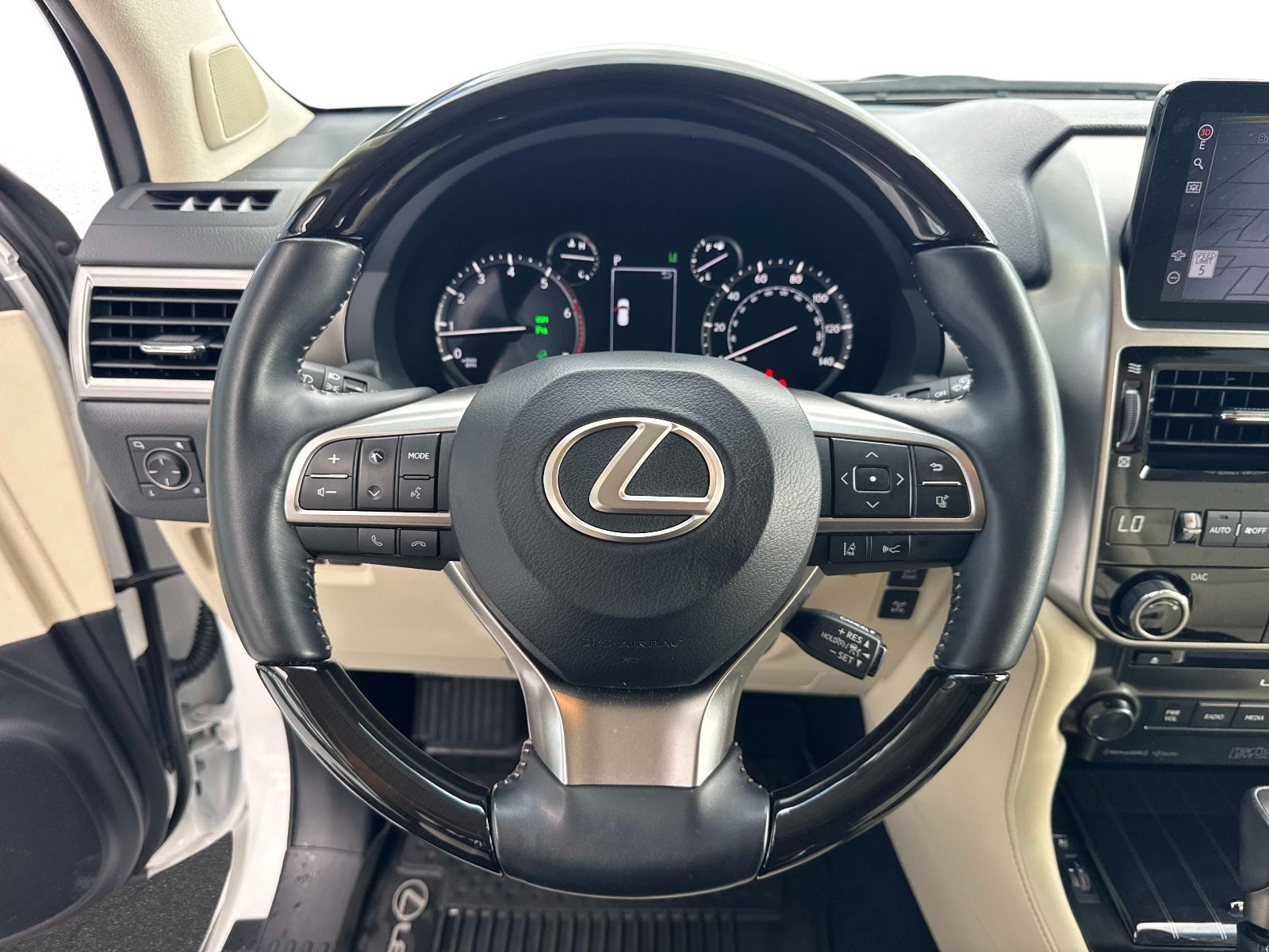 Certified 2023 Lexus GX 460 Premium w/ Accessory Package AWD/4WD image 28