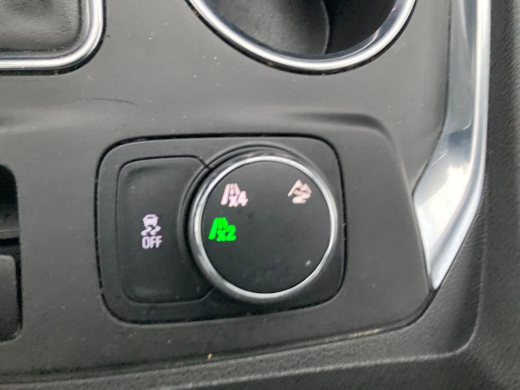 Used 2019 Chevrolet Traverse LT image 39