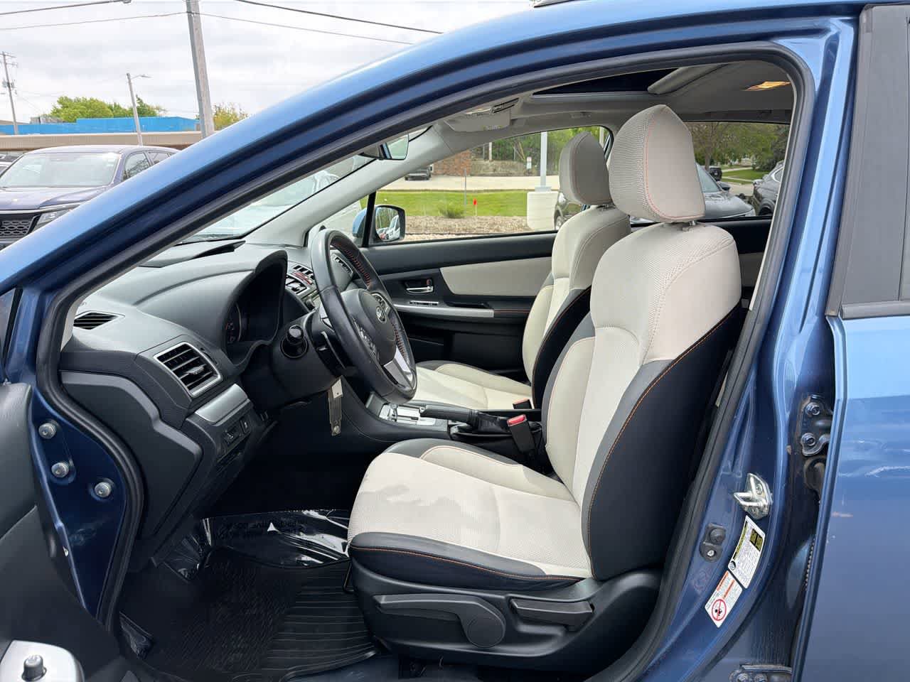 Used 2017 Subaru Crosstrek 2.0i Premium w/ Moonroof Package AWD/4WD image 21