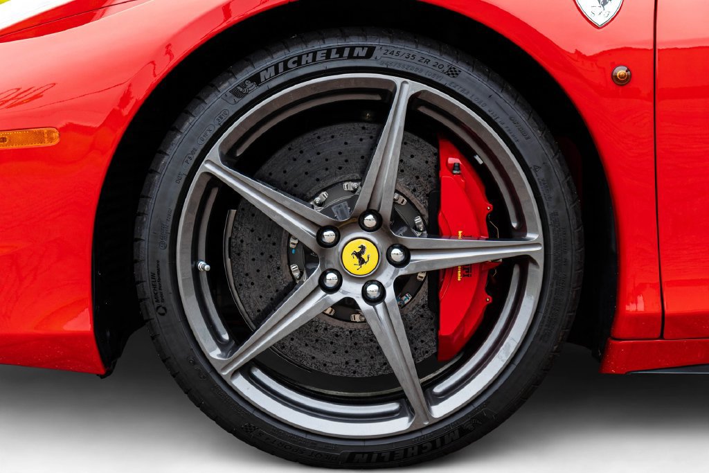 Used 2015 Ferrari 458 Italia Coupe RWD image 63
