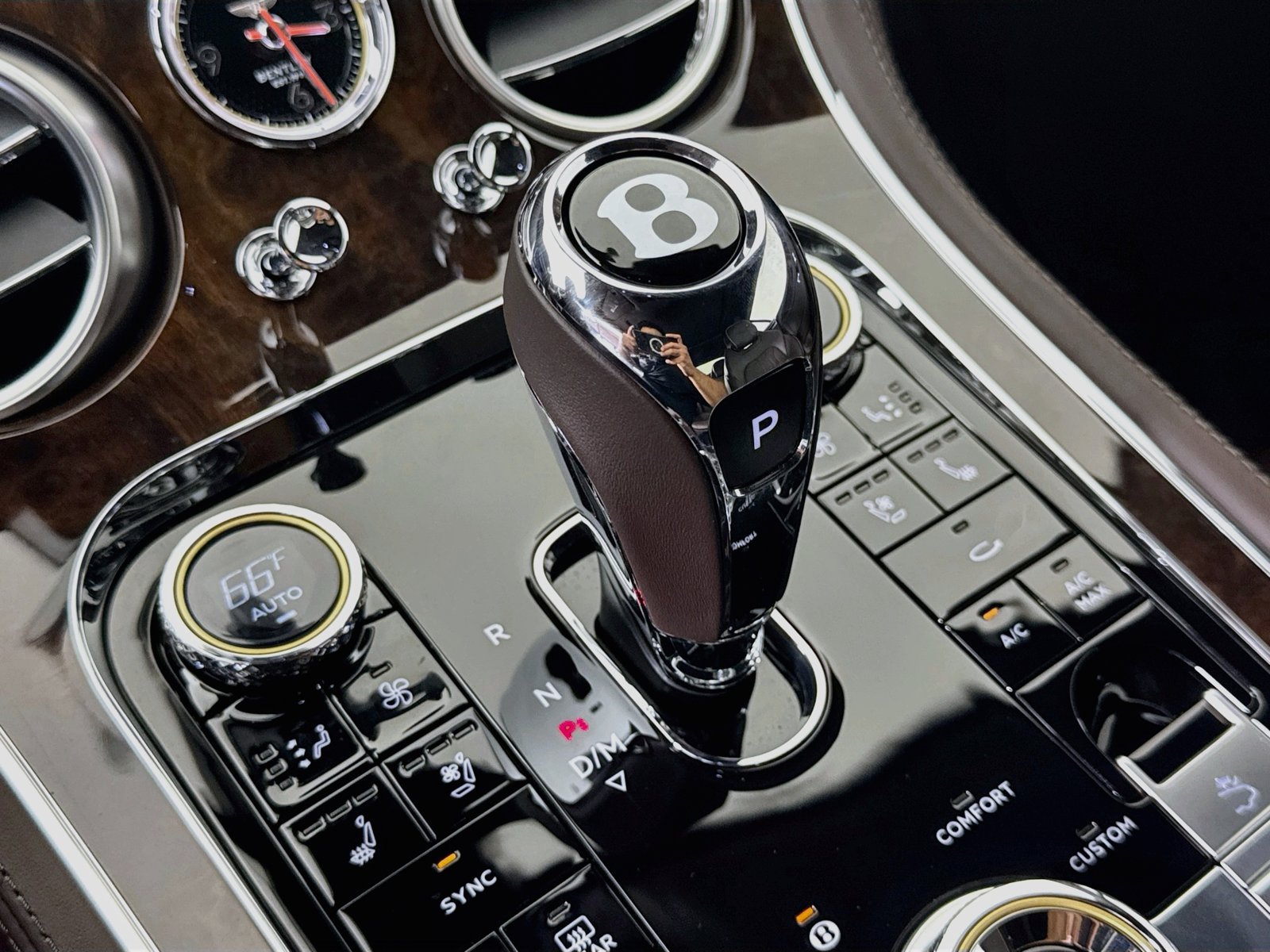 Certified 2023 Bentley Continental GT Mulliner AWD/4WD image 16