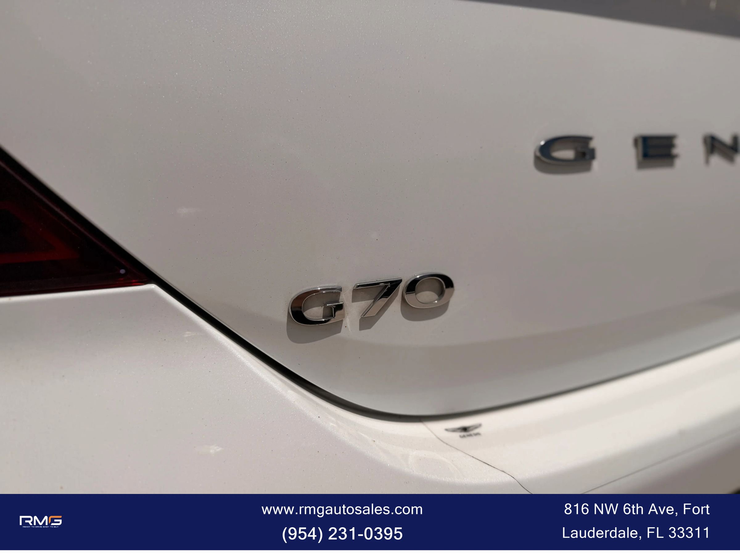 Used 2022 Genesis G70 2.0T w/ Prestige Package RWD image 7