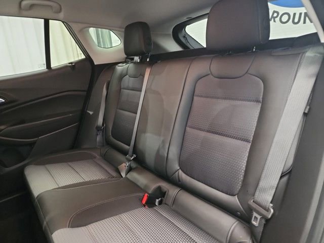 Used 2024 Chevrolet Trax LT image 36