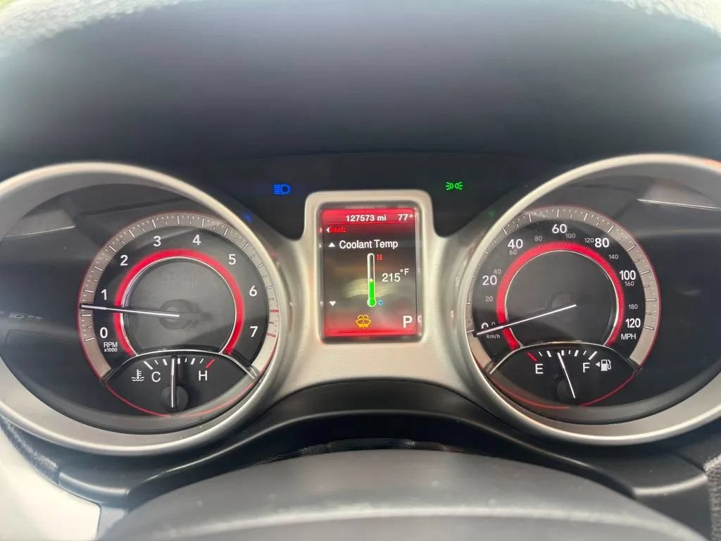 Used 2018 Dodge Journey SE w/ Connectivity Group FWD image 19