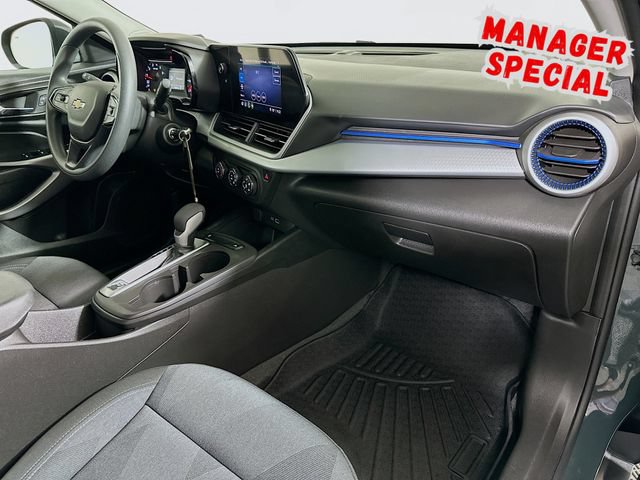 Used 2025 Chevrolet Trax LS w/ LS Convenience Package FWD image 26